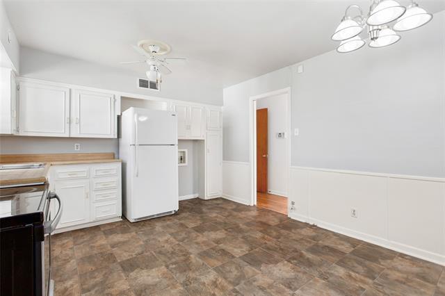 Building Photo - 2625 San Medina Ave