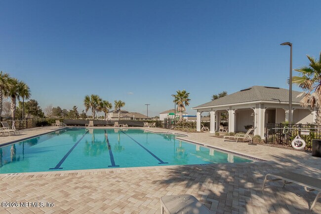 Building Photo - 2290 Willow Springs Dr