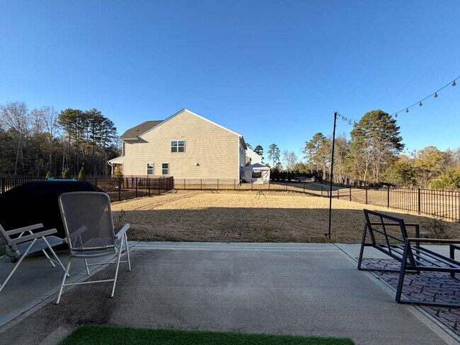 Building Photo - 15107 Nichols Hall Dr