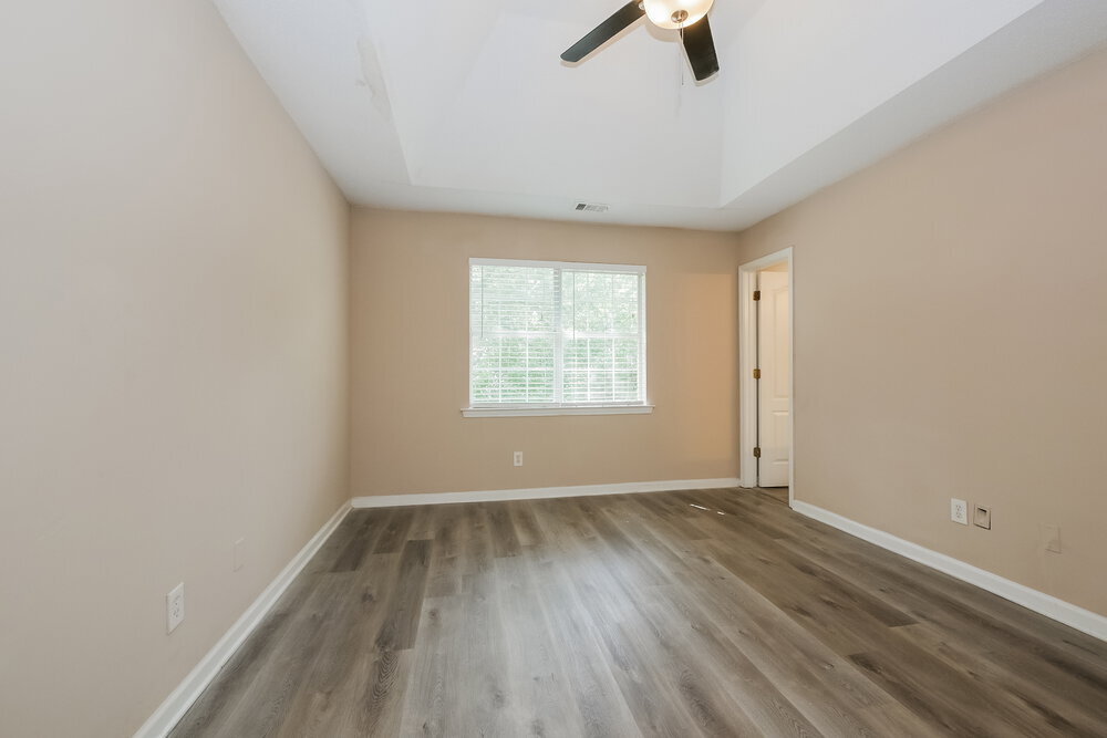 Building Photo - 255 Summer Hill Cir