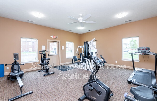 Building Photo - 201 Stonebench Cir