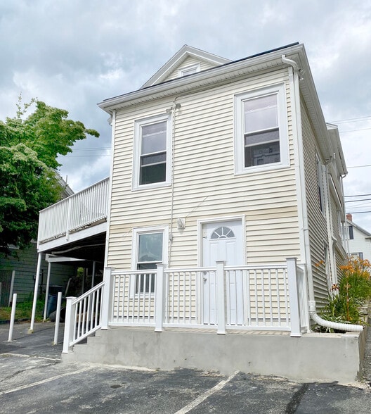 Exterior of building - 536 Lebanon St