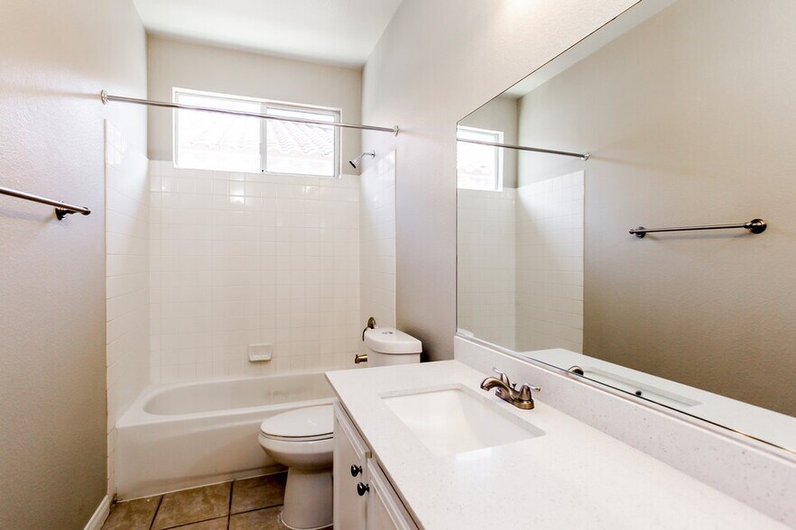 Building Photo - 6813 Tartarus St