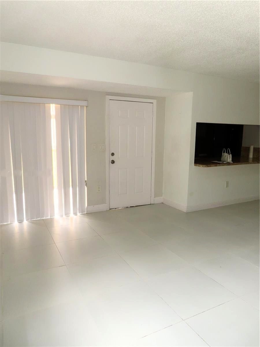 Building Photo - 13894 SW 65th Ter