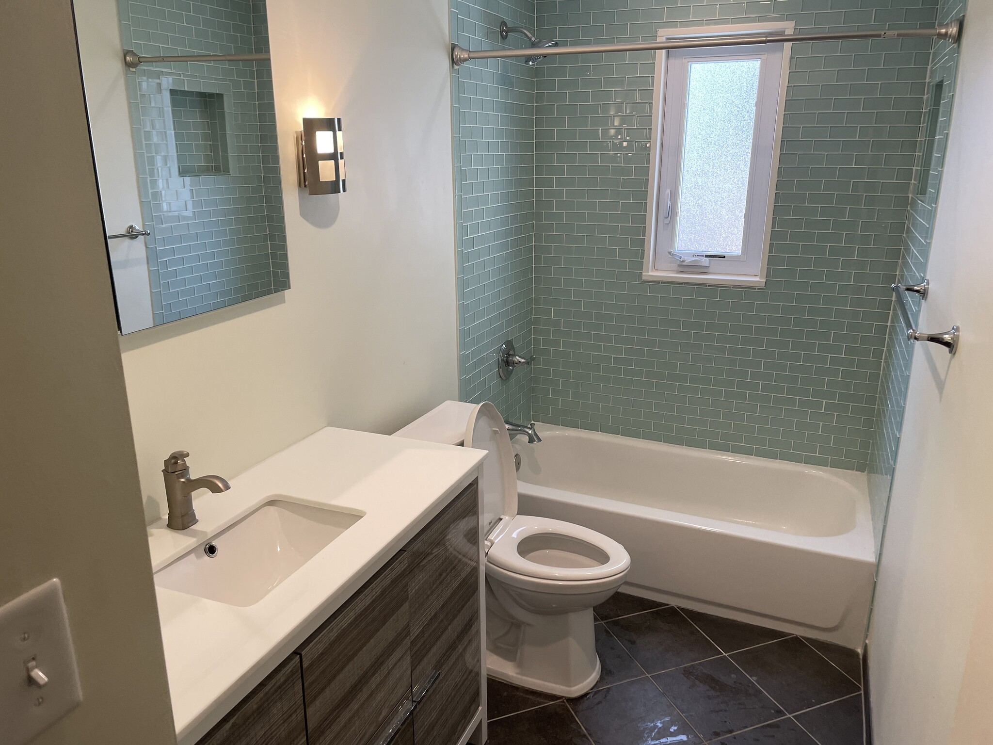 Building Photo - 3322 Wraywood Pl