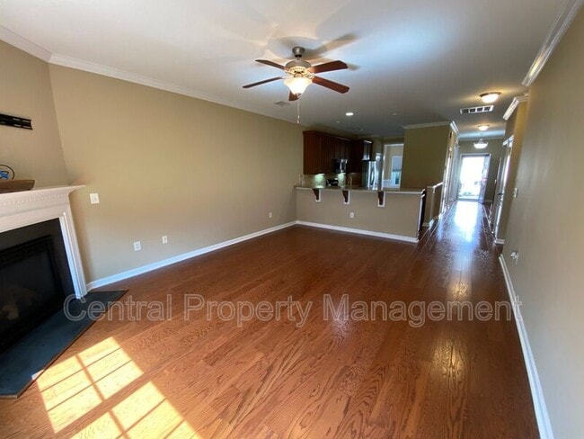 Building Photo - 53 Barnwood Cir