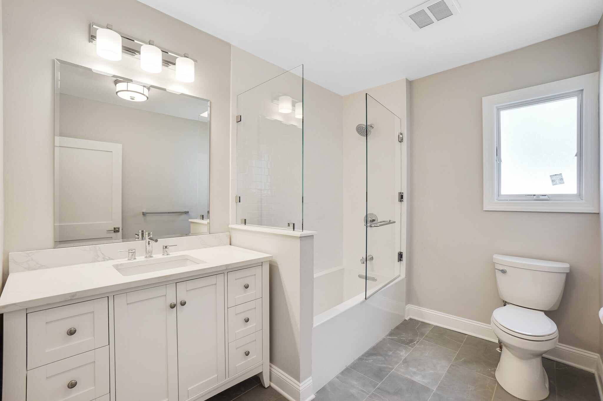 Building Photo - 77 Mill St