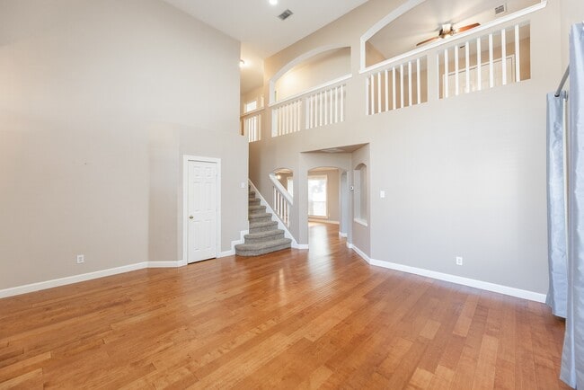 Building Photo - 14335 Pelican Marsh Dr