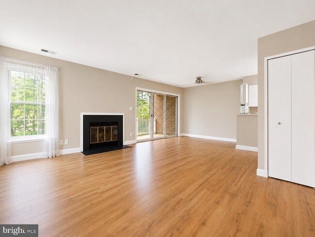 Building Photo - 11150 Beaver Trail Ct