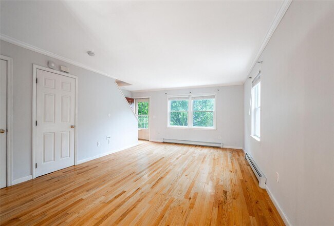 Building Photo - 60 Remington Pl