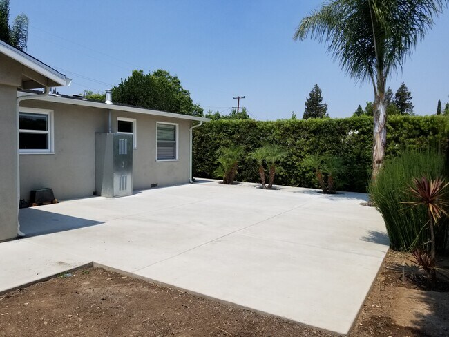 Building Photo - 14874 Acton Dr