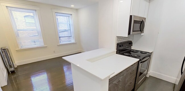 Primary Photo - 51 Queensberry St