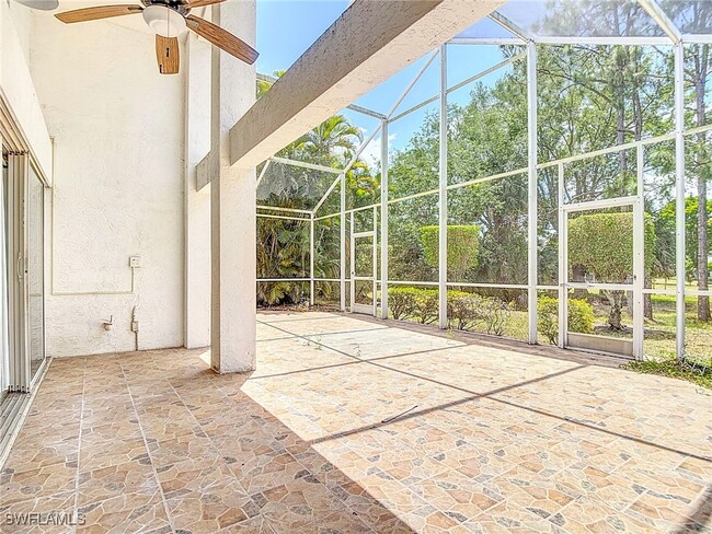 Building Photo - 351 Pindo Palm Dr