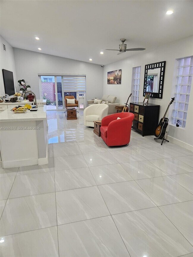 Building Photo - 16314 SW 97th St