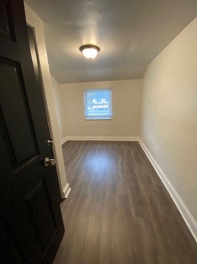 Building Photo - Now Leasing: 3BR Home in Pittsburgh, PA! A...
