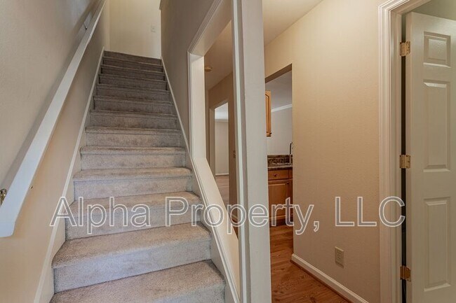 Building Photo - 408 Townes St