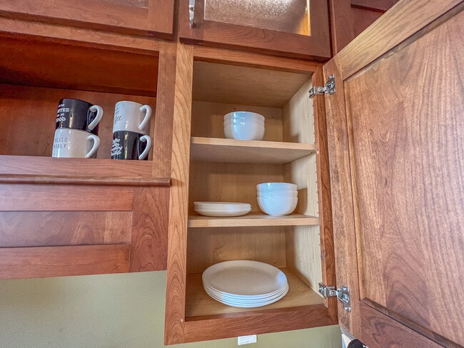 Building Photo - 1175 Iowa St