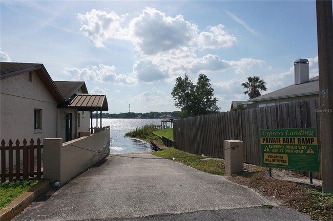 Building Photo - Cypress Landing - Community Pool