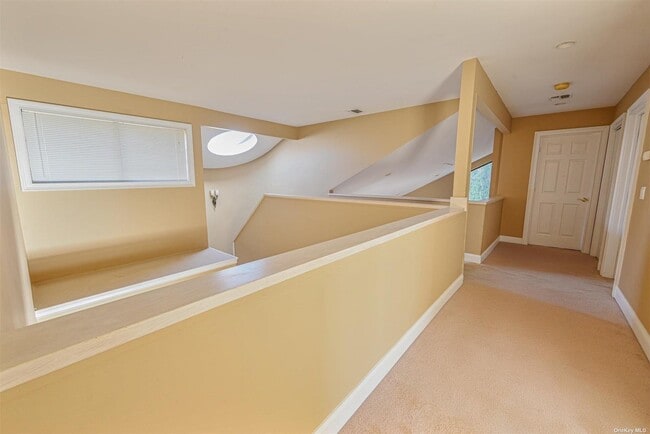 Building Photo - 8 Mondavi Ln