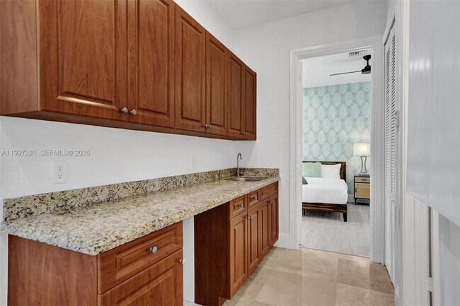 Building Photo - 13751 Pine Meadow Ct