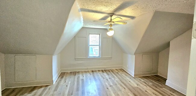 Building Photo - Spacious 4-Bedroom Home with 3-Car Garage, Deck & More!!