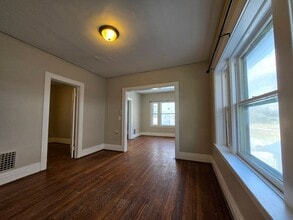 Building Photo - Tickle Realty, LLC