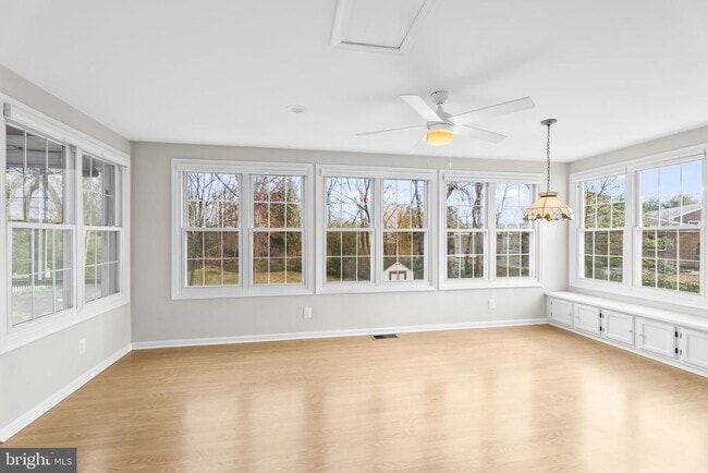 Building Photo - 6321 Higham Dr