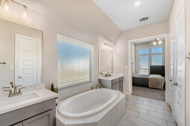 Building Photo - 505 Trout River Rd