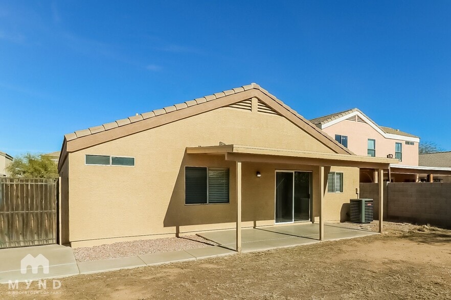 Building Photo - 12333 W Rosewood Dr