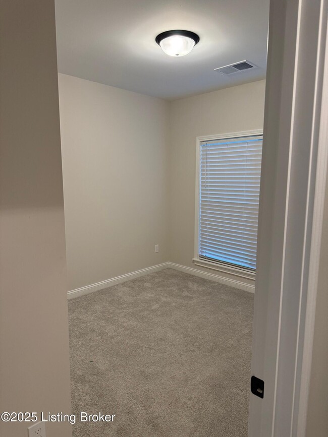 Building Photo - 2805 Alder Wood Ln