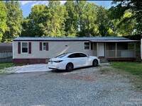 Building Photo - 2 BEDROOM 1 BATH MOBILE HOME - $750 MONTH, $750 DEPOSIT