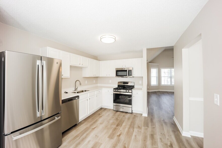 Building Photo - 11776 Registry Blvd