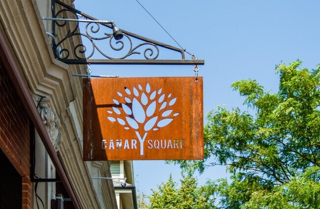 Building Photo - 118 Chestnut Ave