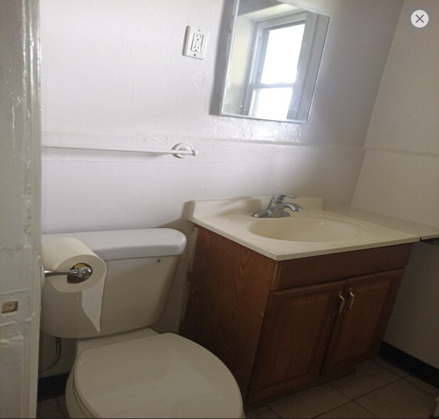 Building Photo - 1154 NY-32