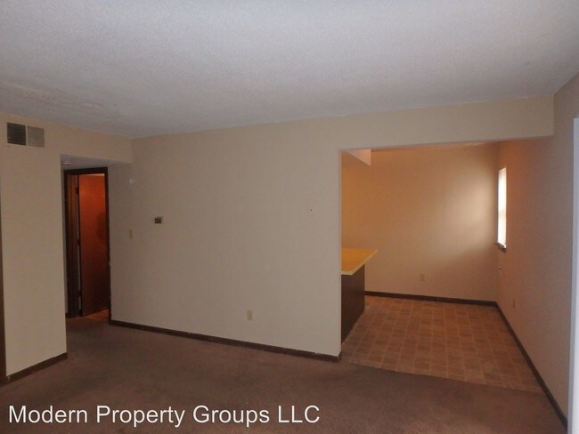 Building Photo - 2707 Quail Dr