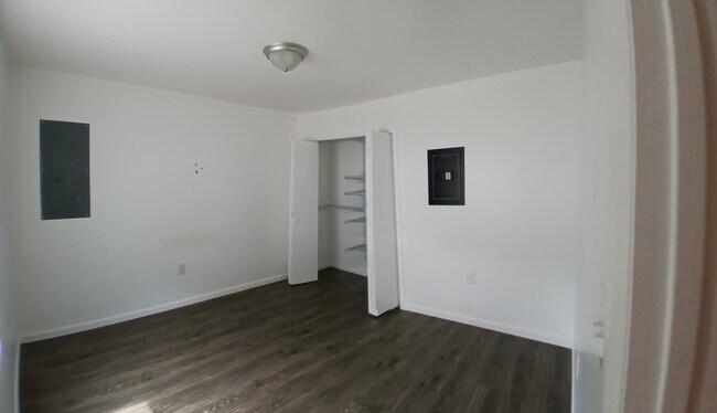 Building Photo - 94 N Pearl St