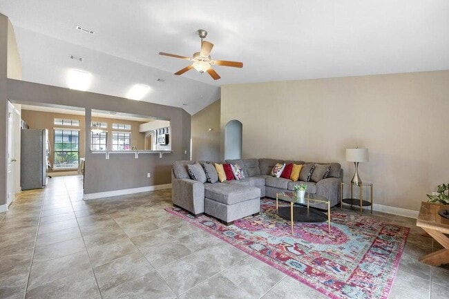 Building Photo - 4415 Mirada Way