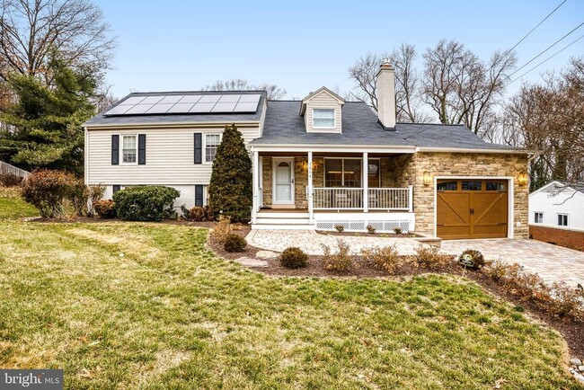 Building Photo - 1504 Wake Forest Dr