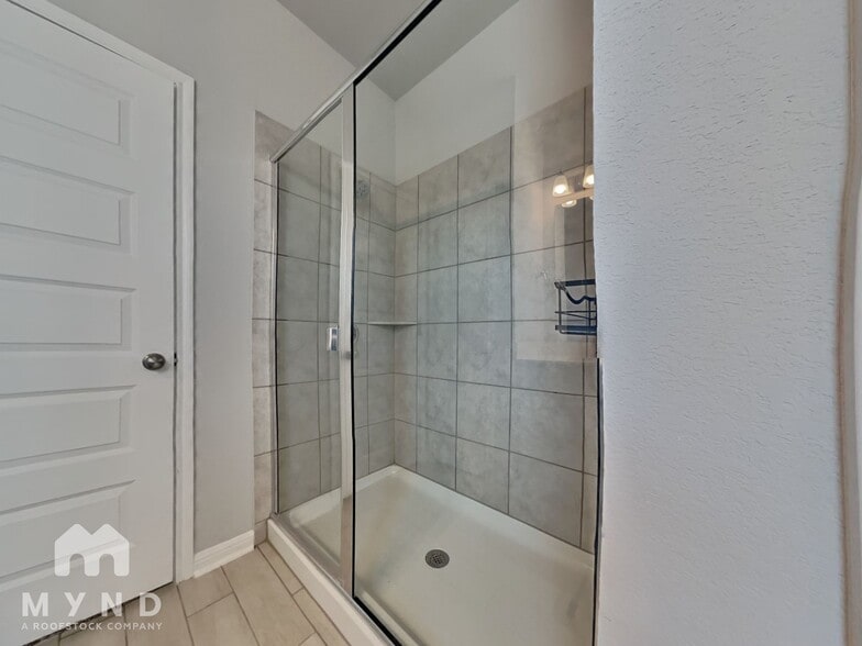 Building Photo - 1133 Kerrwood Wy