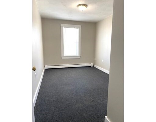 Building Photo - 44 Bridge St