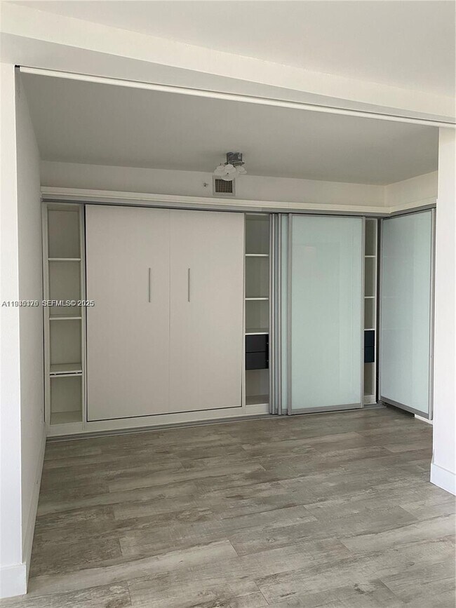 Building Photo - 4779 Collins Ave