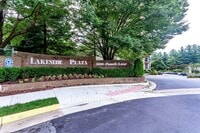 Building Photo - 3800 Powell Ln