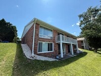 Building Photo - 3029 Humboldt Rd