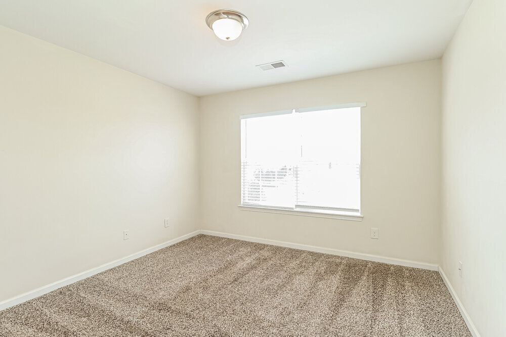 Building Photo - 6908 Sequoia Hills Dr