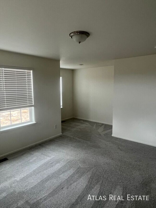 Building Photo - 17704 E 103rd Ave