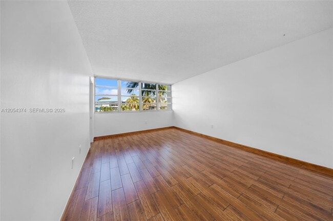 Building Photo - 2841 NE 163rd St