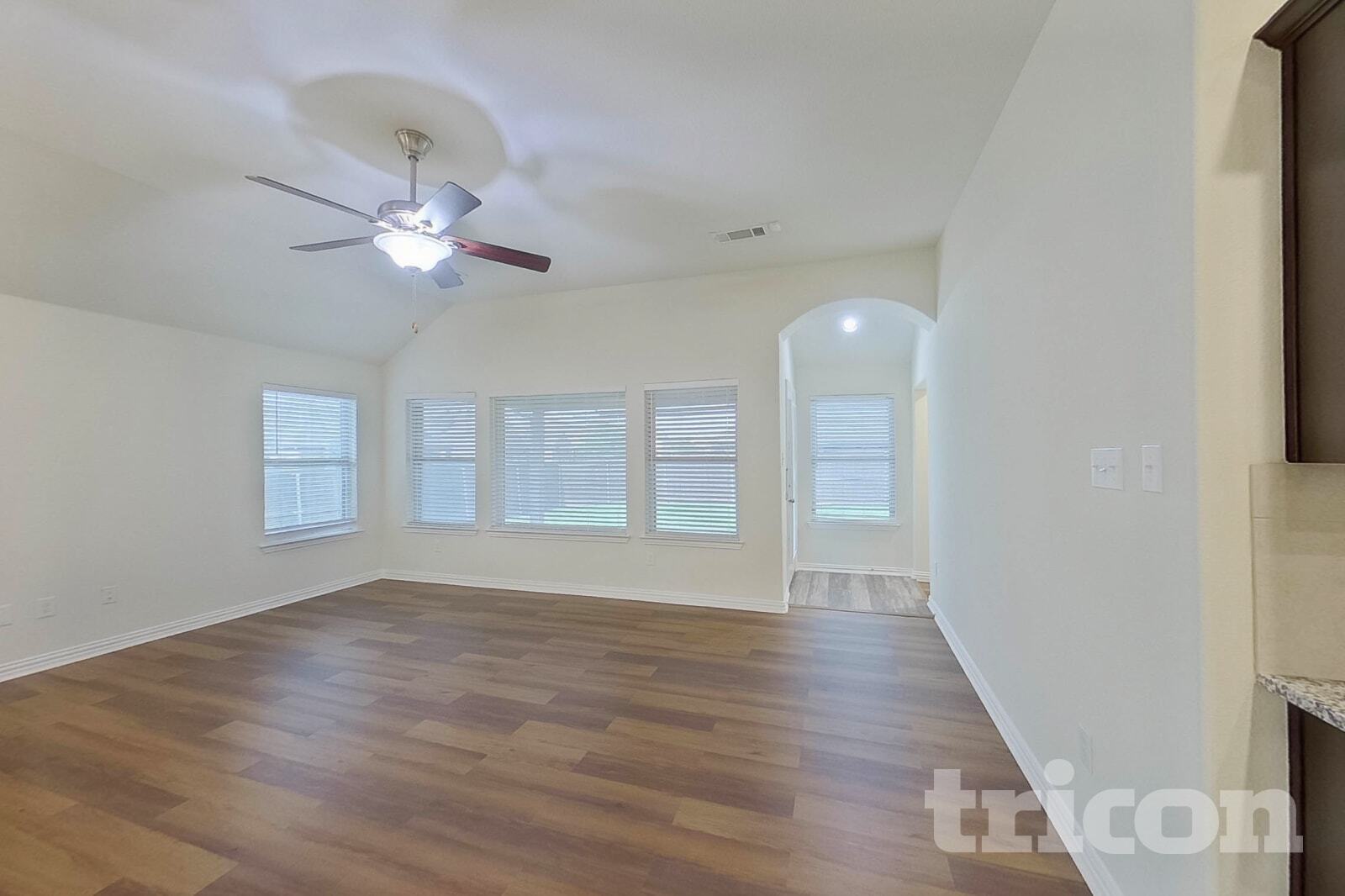 Building Photo - 1304 Meridian Dr