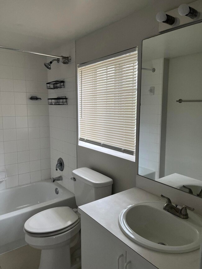 Building Photo - 4191 N Haverhill Rd