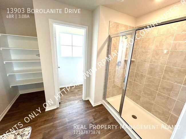 Building Photo - **MOVE-IN SPECIAL** Available Now! 4 Bedro...