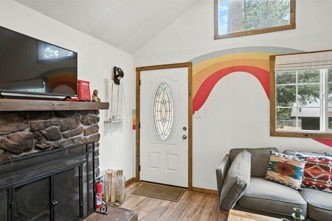 Building Photo - 2 Bd./1 Ba Main House w/ Studio + 3/4 Ba ADU Mountain Rental